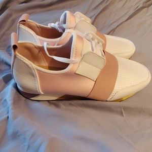 Brash Cody Multi color sneakers **NEW**